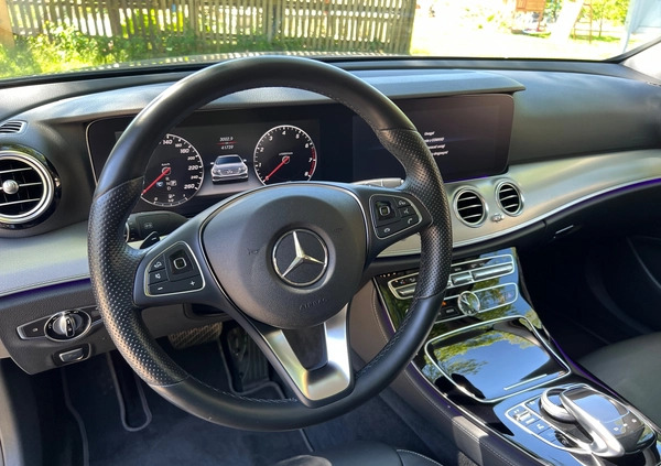 Mercedes-Benz Klasa E cena 149900 przebieg: 41148, rok produkcji 2016 z Ostrzeszów małe 379